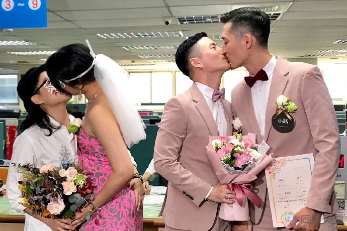 台湾同性婚姻合法第一年，近三千对伴侣登记结婚