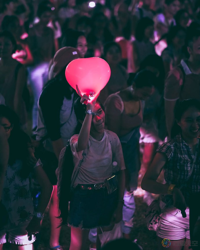 新加坡“粉红点”取消户外活动