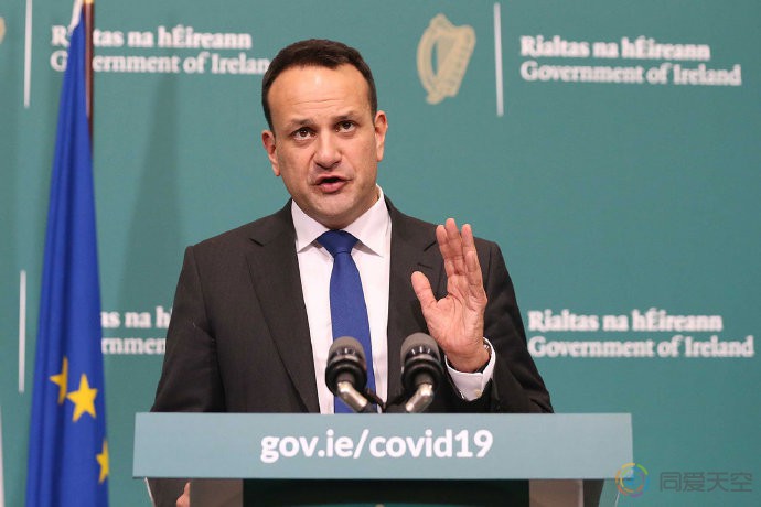爱尔兰总理重返医疗界助力抗疫