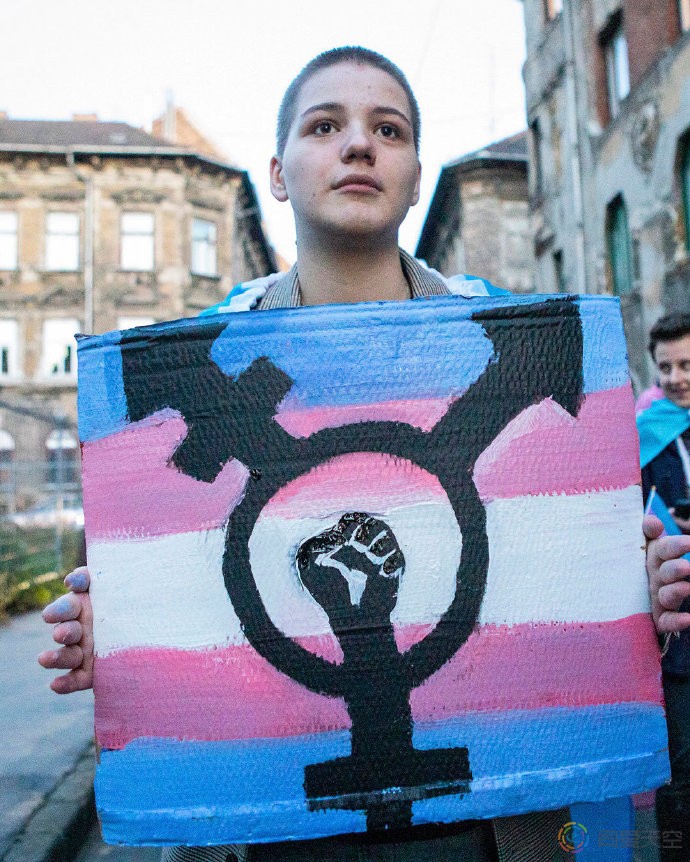 匈牙利反跨性别法案引起谴责