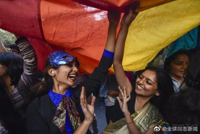 印度一高等法院裁决，同性情侣同居是宪法权利
