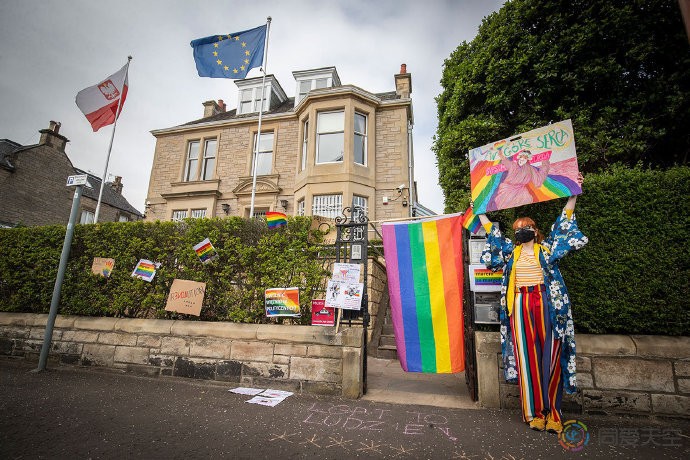 苏格兰LGBT呼吁波兰不再恐同
