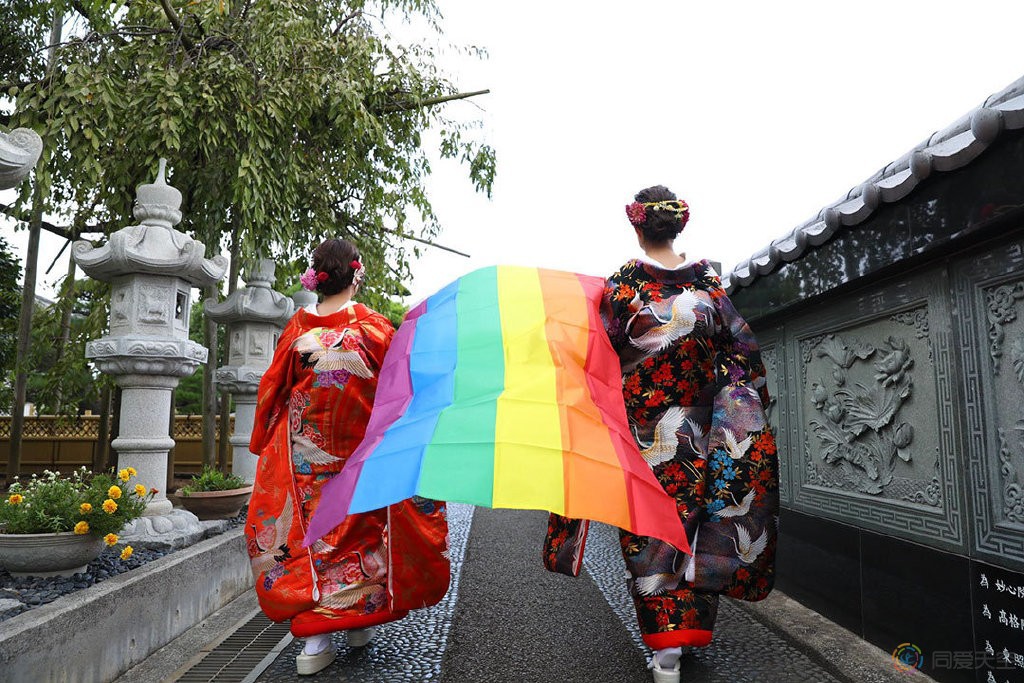 日本寺庙推出彩虹糕点，庆祝LGBT骄傲节