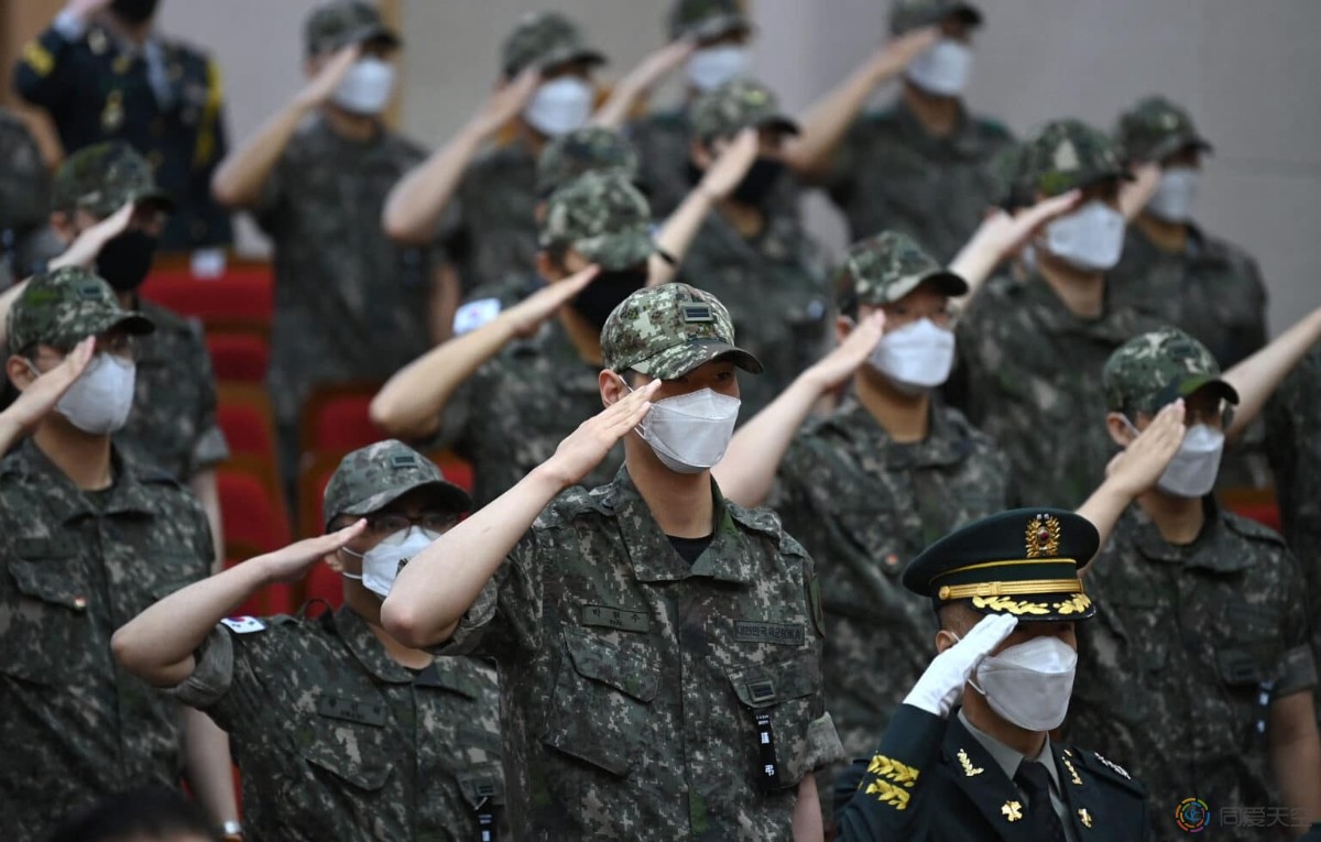 两名自愿发生性关系的韩国士兵被判违法