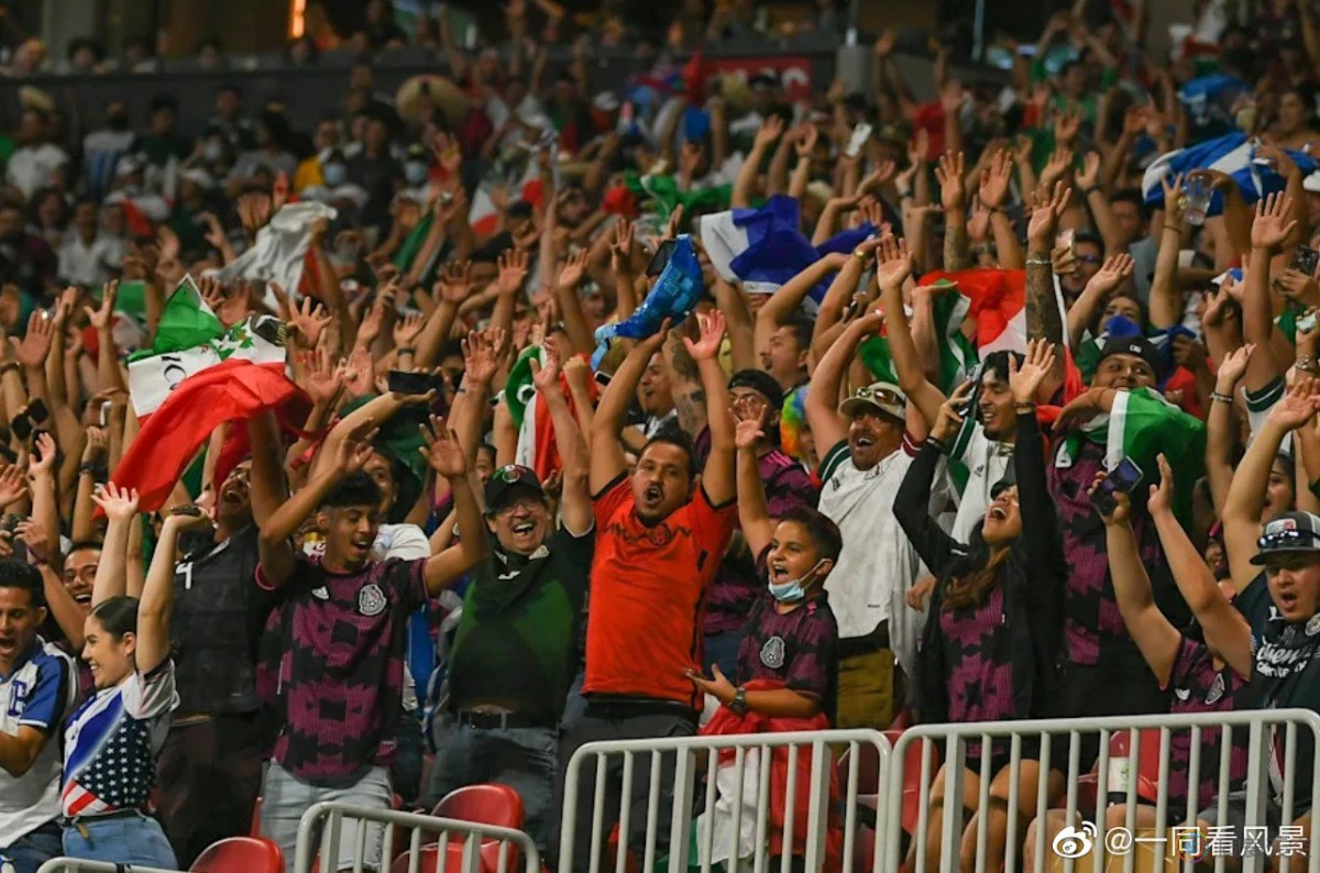 墨西哥足球队被罚：因球迷呼喊恐同词语