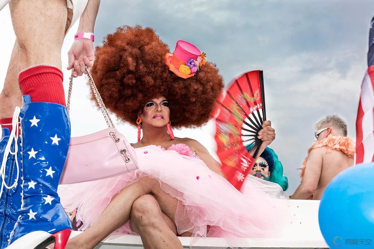 摄影师镜头下的LGBTQ网红度假胜地火岛