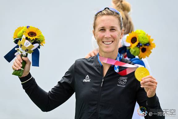 东京奥运会：赛艇LGBT运动员夺得一块金牌