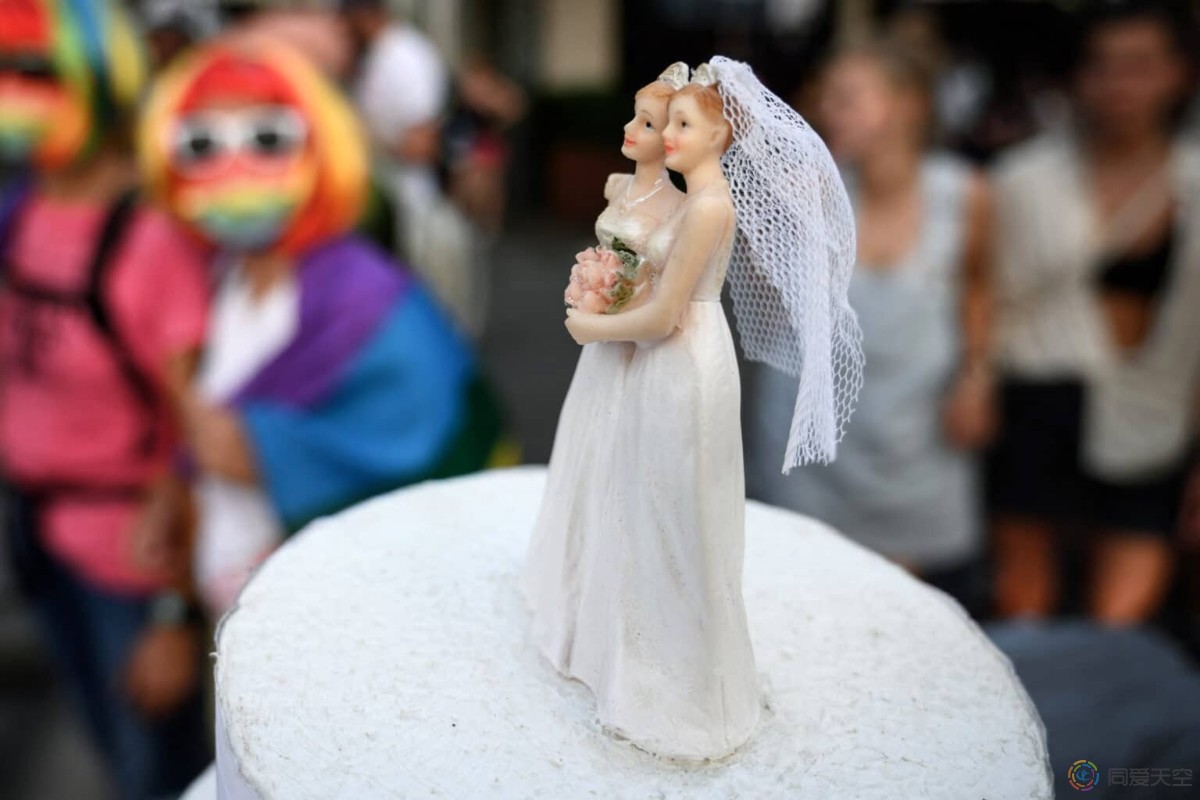 瑞士同性伴侣明年7月1日起可以结婚了