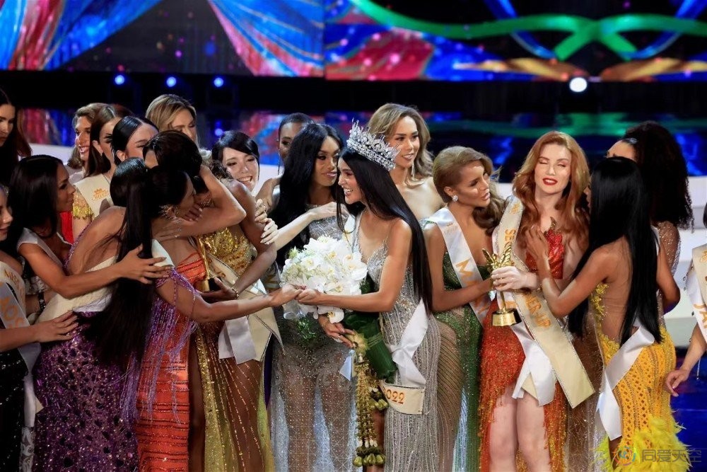 泰国芭堤雅举办全球跨性别选美大赛